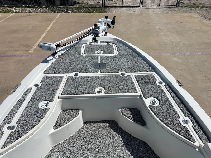 Slide: The Image of Triton 22 LTS 2007 - 12