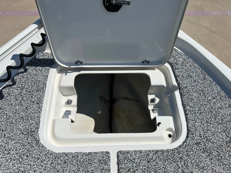 Slide: The Image of Triton 22 LTS 2007 - 16