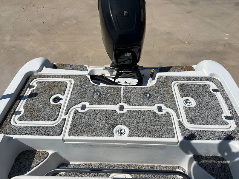 Slide: The Image of Triton 22 LTS 2007 - 23