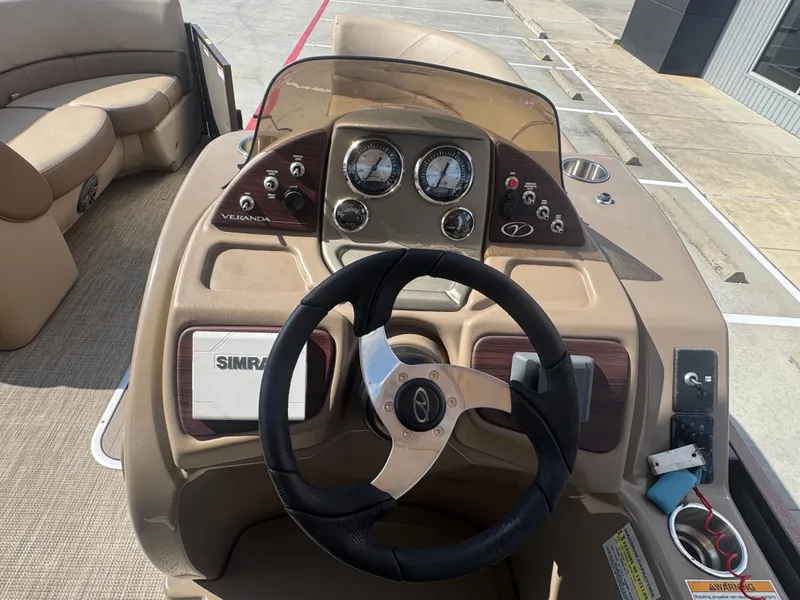 Slide: The Image of Veranda V2275RC 2017 - 20