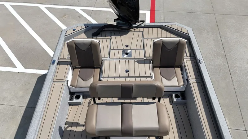 Slide: The Image of Vexus ACX2210 2025 - 23