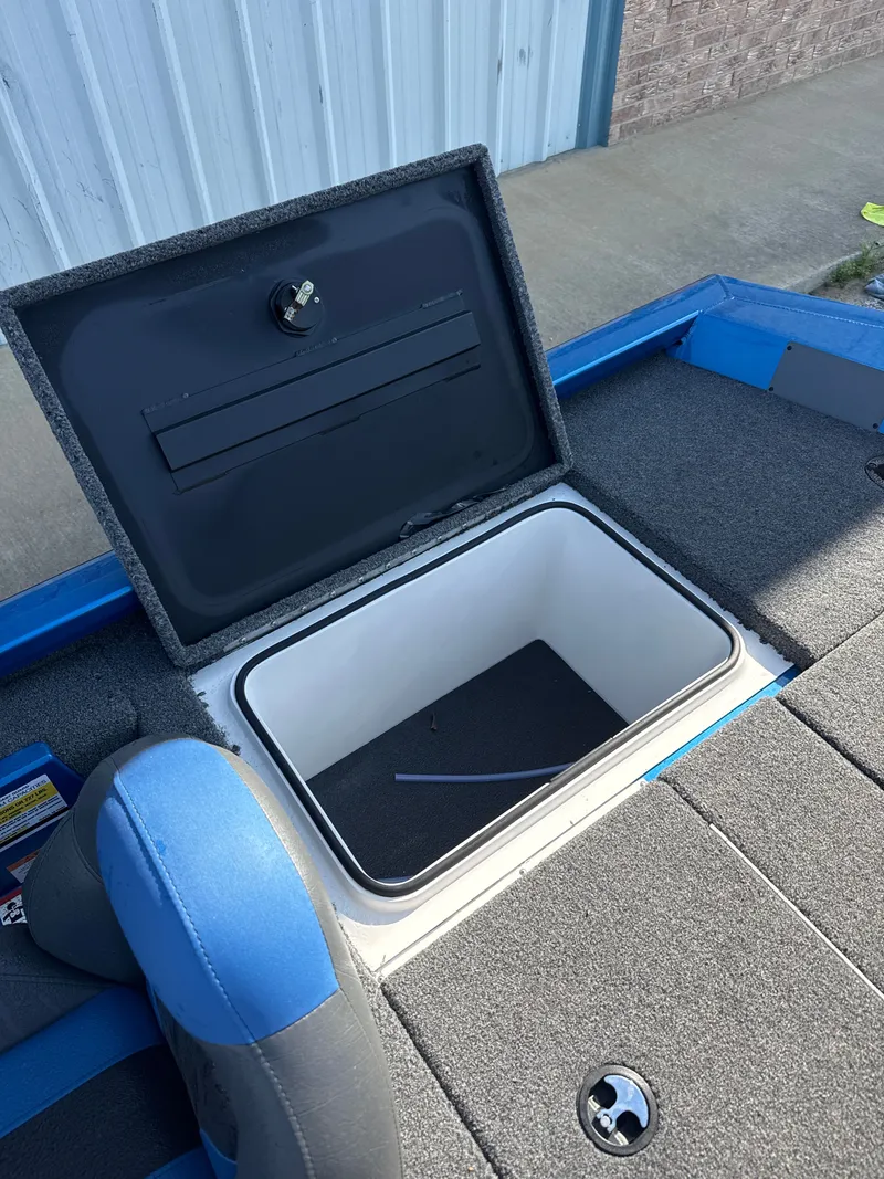 Slide: The Image of Vexus AVX1880 2025 - 58