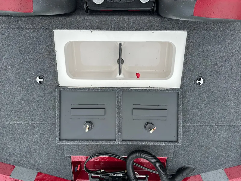 Slide: The Image of Vexus AVX1880 2025 - 25