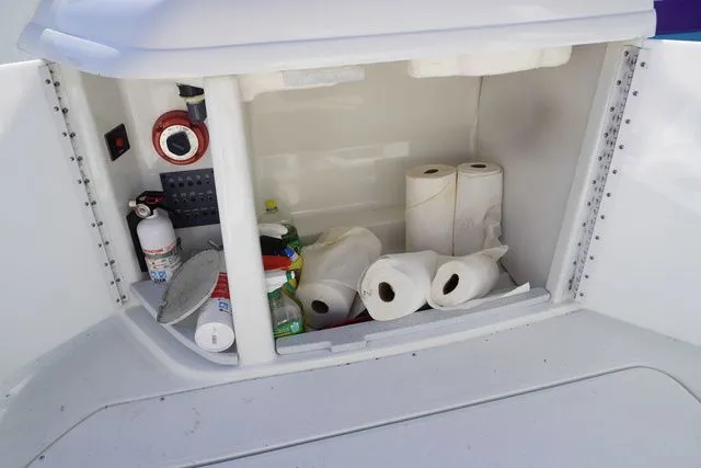 Slide: The Image of Formula 280 Sun Sport 1997 - 12