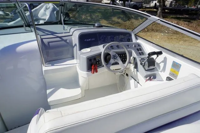 Slide: The Image of Formula 280 Sun Sport 1997 - 16