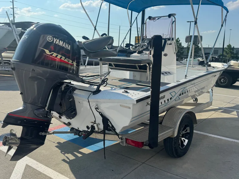 Slide: The Image of Xpress H190B Bay 2021 - 10