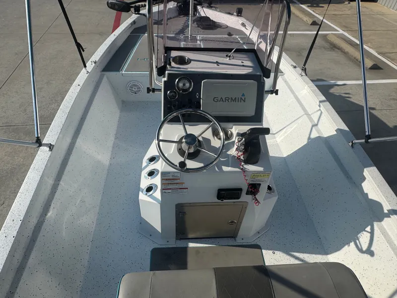 Slide: The Image of Xpress H190B Bay 2021 - 13