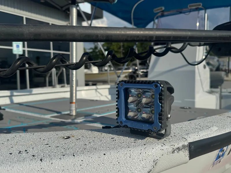 Slide: The Image of Xpress H190B Bay 2021 - 7