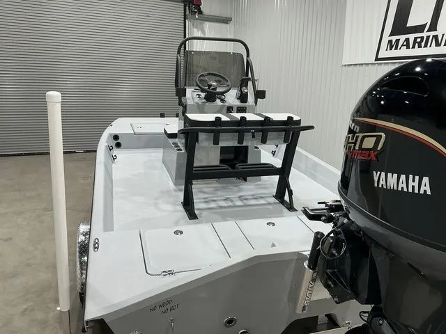 Slide: The Image of Freedom Boats 16' Eagle 2026 - 19