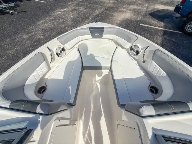 Slide: The Image of Chaparral 19 SSi 2020 - 19