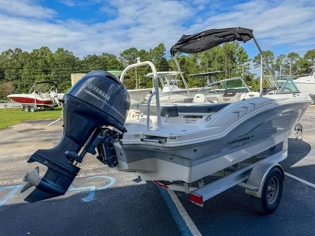 Slide: The Image of Chaparral 19 SSi 2020 - 5