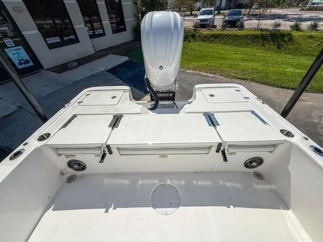 Slide: The Image of Sea Fox 251 Bay Fox 2026 - 11