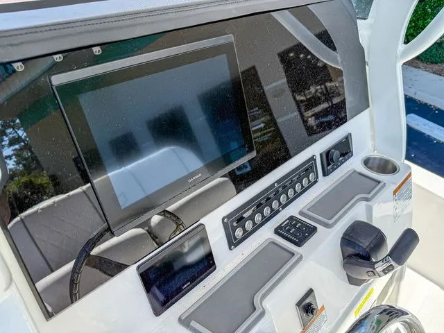 Slide: The Image of Sea Fox 251 Bay Fox 2026 - 18