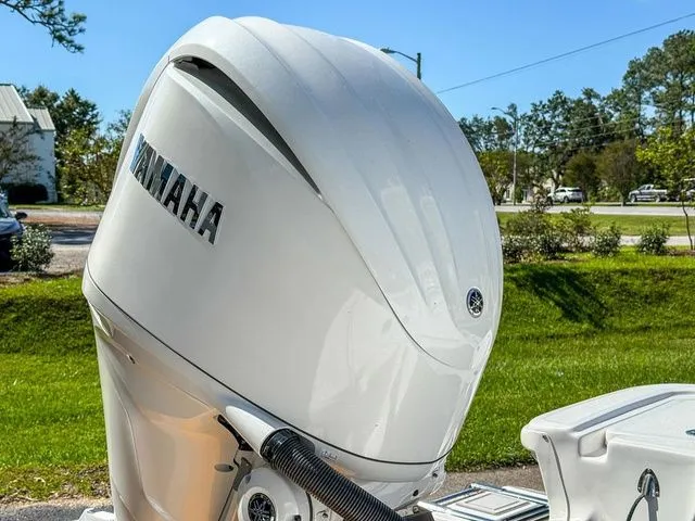 Slide: The Image of Sea Fox 251 Bay Fox 2026 - 8