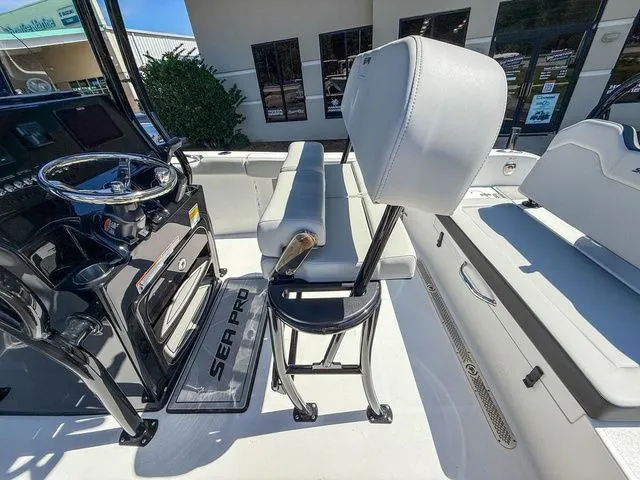 Slide: The Image of Sea Pro 225 Sandbar 2026 - 12