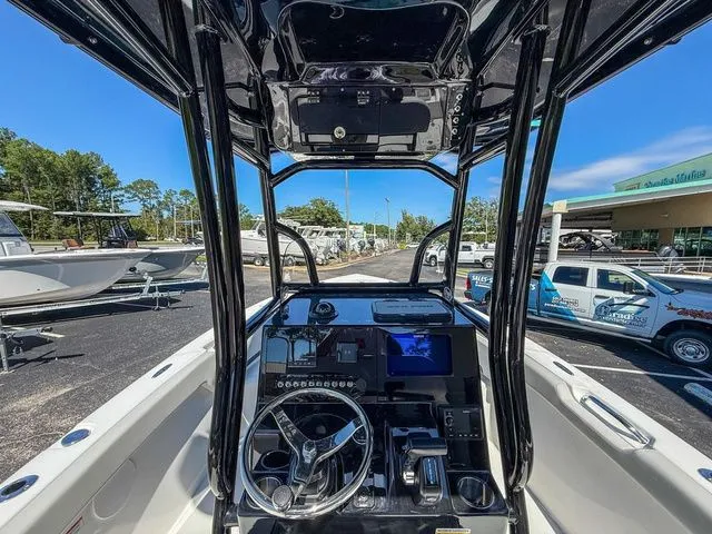 Slide: The Image of Sea Pro 225 Sandbar 2026 - 16