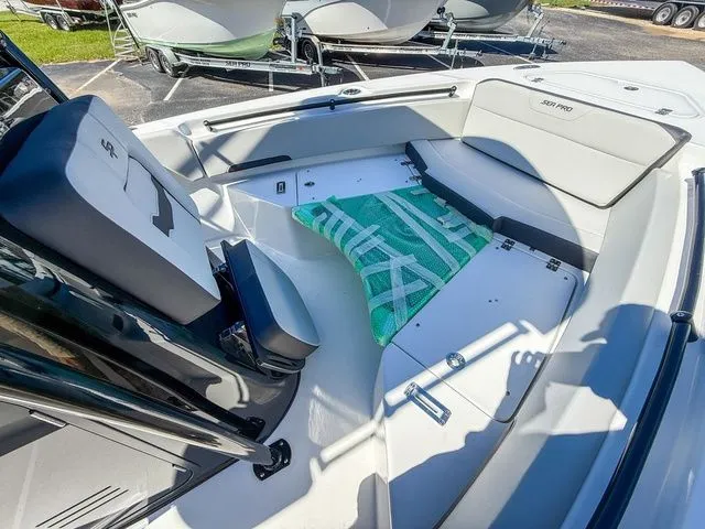 Slide: The Image of Sea Pro 225 Sandbar 2026 - 19