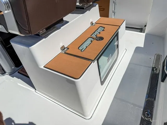 Slide: The Image of Sea Pro 245FLX Sandbar 2026 - 14