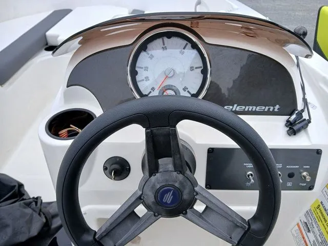 Slide: The Image of Other BAYLINER 2025 - 20