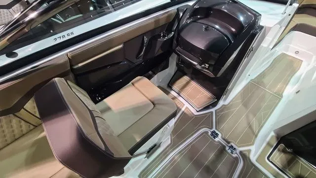 Slide: The Image of Monterey 258SS Super Sport 2025 - 4