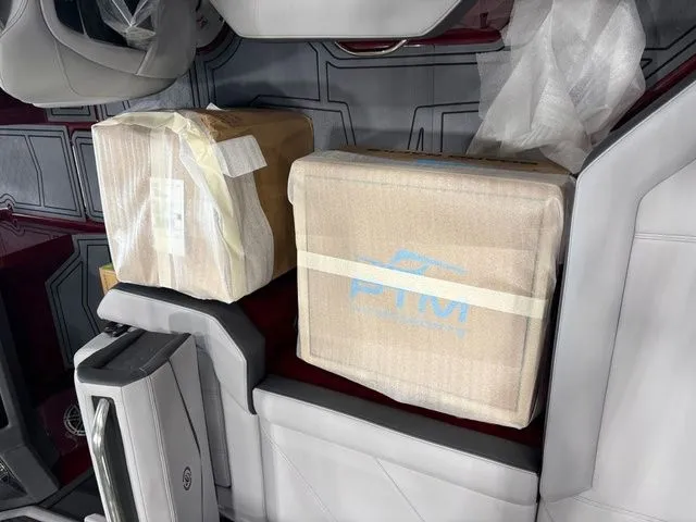 Slide: The Image of Cobalt R4 Surf 2026 - 16