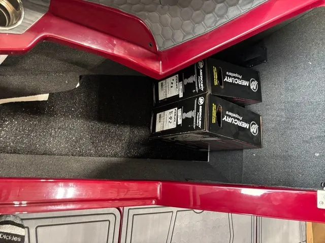 Slide: The Image of Cobalt R4 Surf 2026 - 20