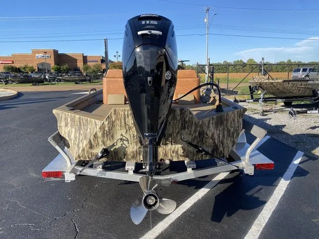 Slide: The Image of Excel 206 STALKER SIDE CONSOLE 2026 - 4