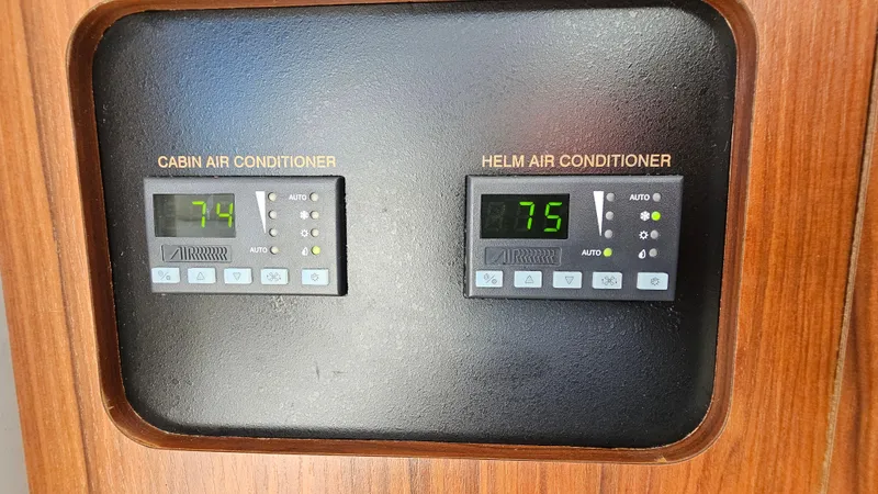 Slide: The Image of Grady-White Express 330 2016 - 53