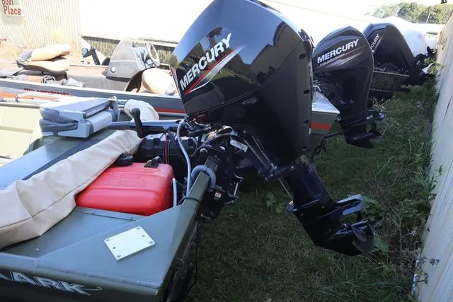 Slide: The Image of SeaArk 1648 MV 2023 - 3