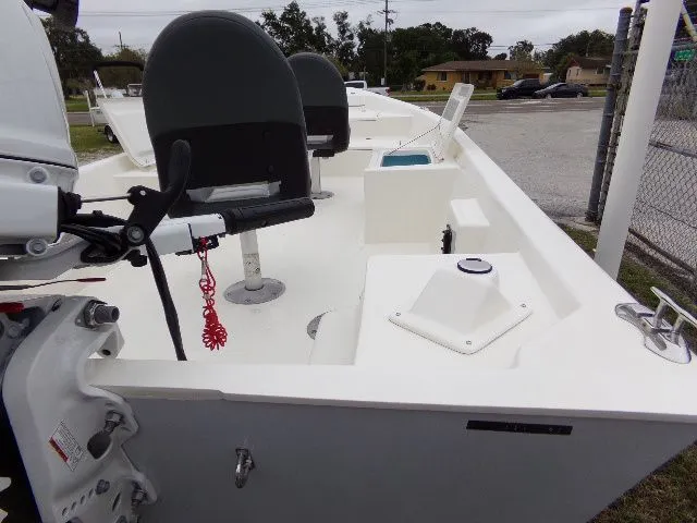 Slide: The Image of Stumpnocker 174 Skiff Tiller 2025 - 7