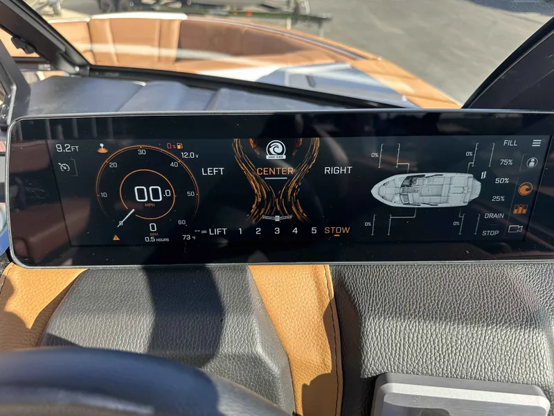 Slide: The Image of Malibu Wakesetter 23 LSV 2026 - 23