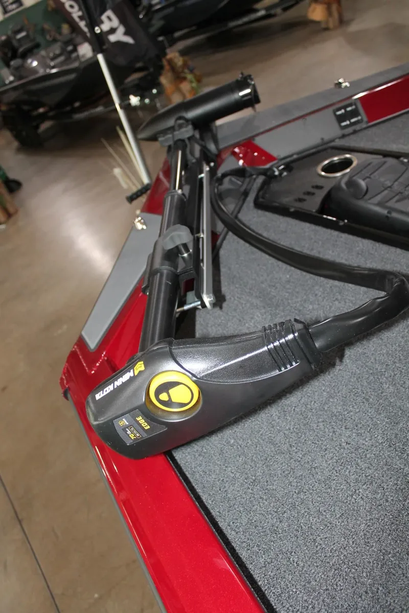 Slide: The Image of Vexus AVX 189 DEFENDER 2026 - 15