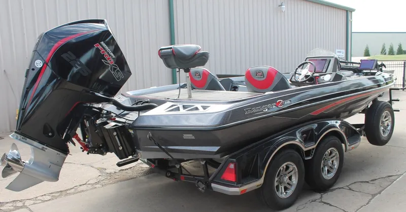 Slide: The Image of Ranger Z519L 2019 - 4