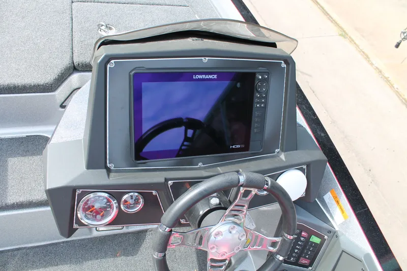 Slide: The Image of Ranger Z519L 2019 - 9