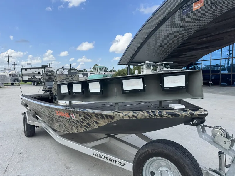 Slide: The Image of Uncle J 18X54 CC 2021 - 12