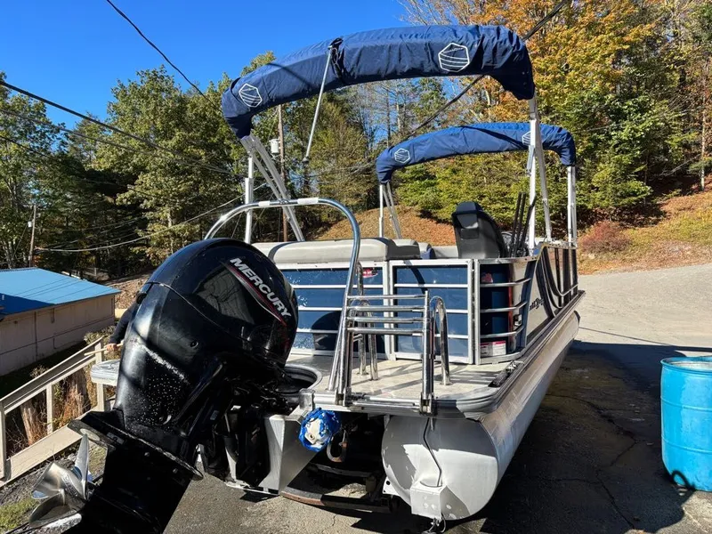 Slide: The Image of South Bay 500 Series 523CR 2021 - 21