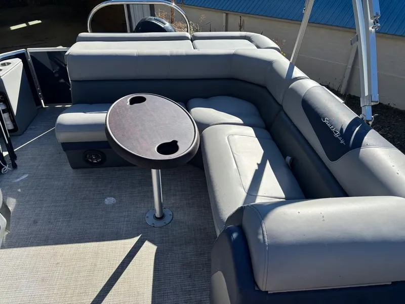 Slide: The Image of South Bay 500 Series 523CR 2021 - 3