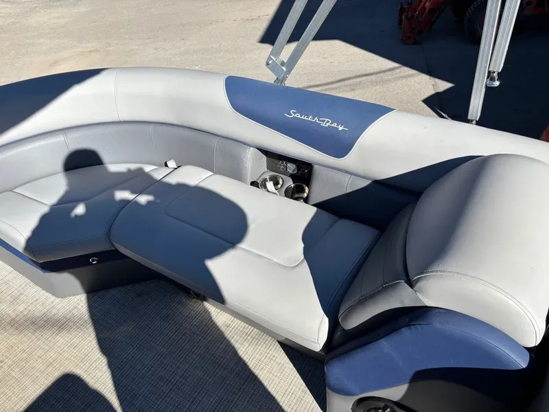 Slide: The Image of South Bay 500 Series 523CR 2021 - 7