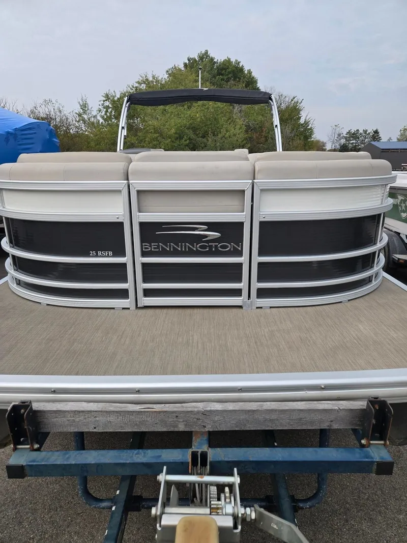 Slide: The Image of Bennington 25RSFB 2017 - 3