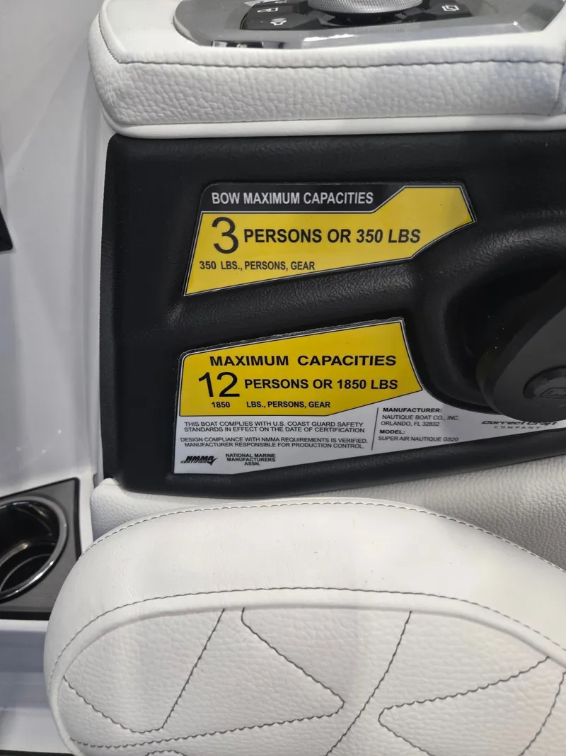 Slide: The Image of Nautique Super Air Nautique GS20 2026 - 13