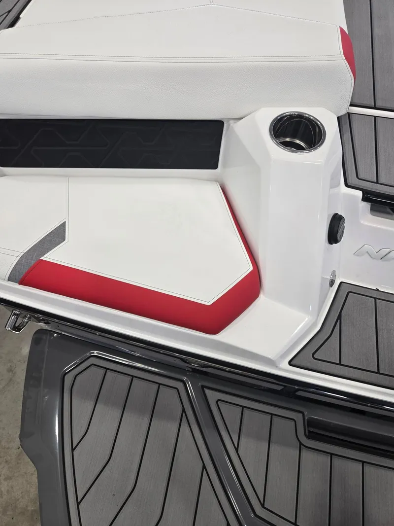 Slide: The Image of Nautique Super Air Nautique GS20 2026 - 21