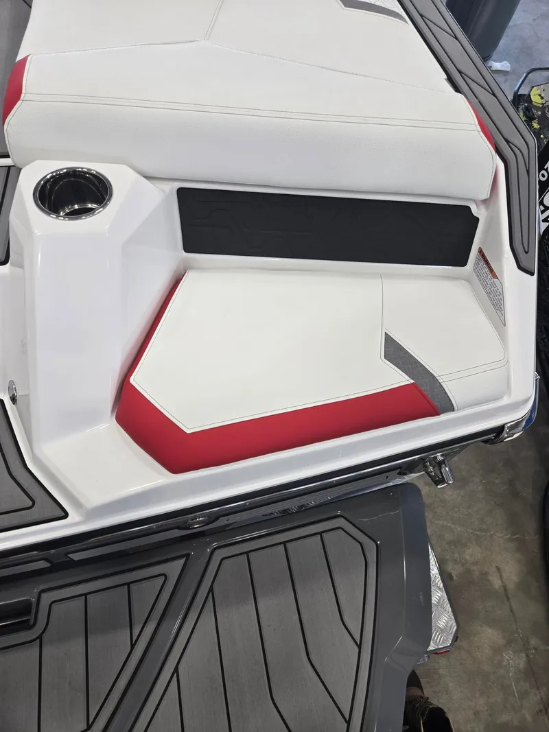 Slide: The Image of Nautique Super Air Nautique GS20 2026 - 22