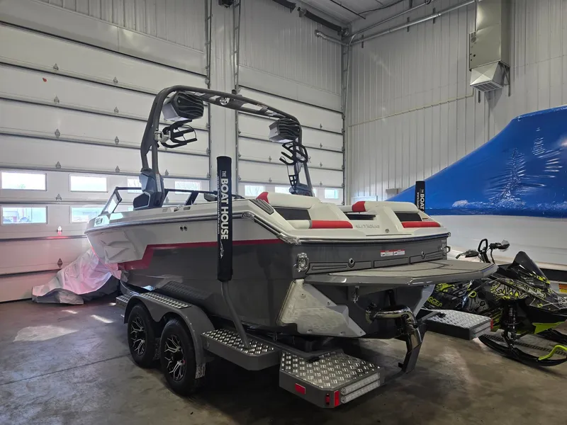 Slide: The Image of Nautique Super Air Nautique GS20 2026 - 8