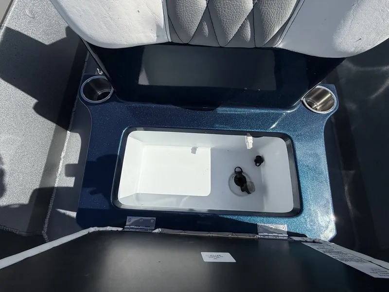 Slide: The Image of Excel 220 Bay Pro Elite 2026 - 3