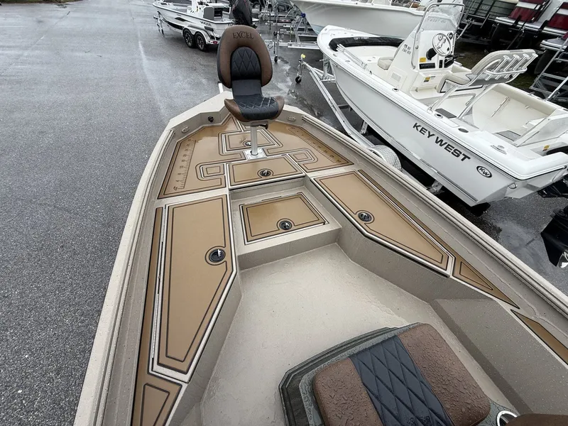 Slide: The Image of Excel 220 Bay Pro Elite 2026 - 16