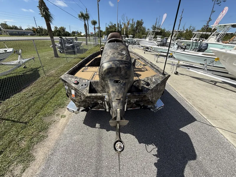 Slide: The Image of Excel 203 Bay Pro Elite 2026 - 3