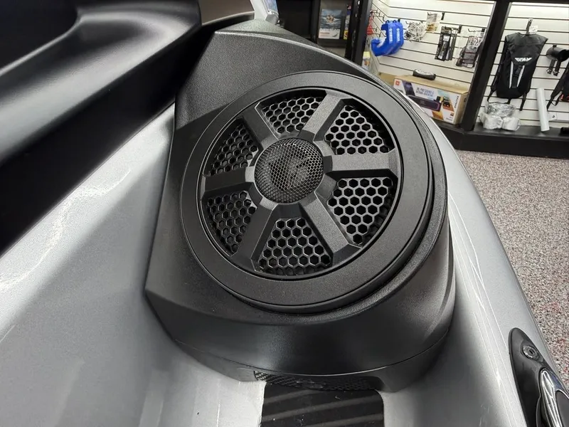 Slide: The Image of 2024 Yamaha VX Cruiser® speaker detail view. - 11