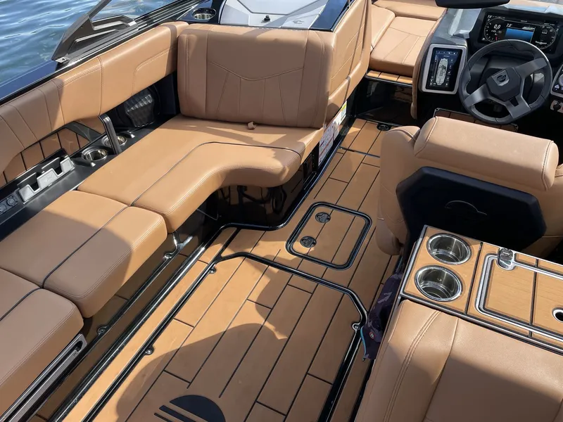 Slide: The Image of Malibu Wakesetter 24 MXZ 2024 - 449