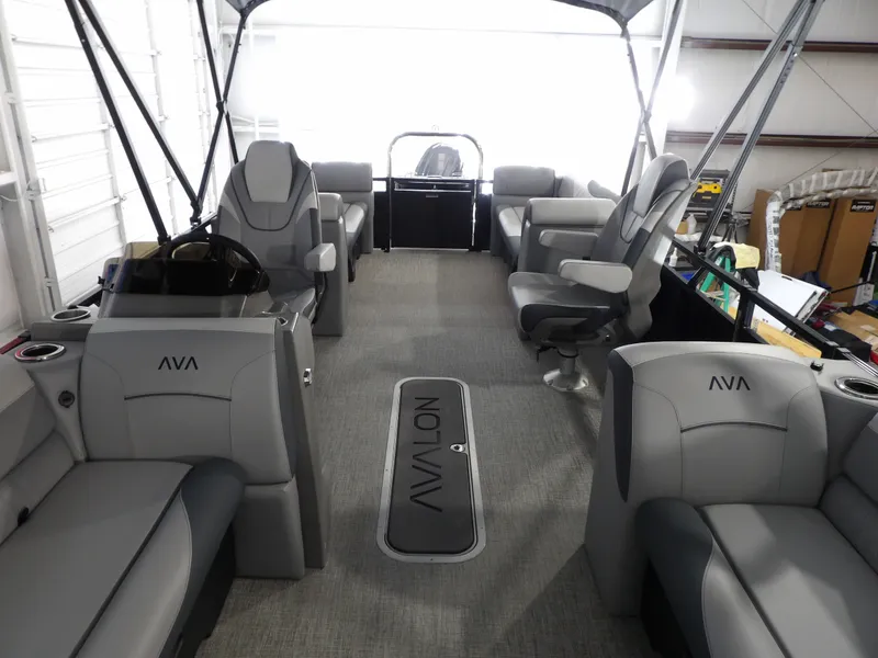 Slide: The Image of Avalon VNT85 QL23T 2025 - 14