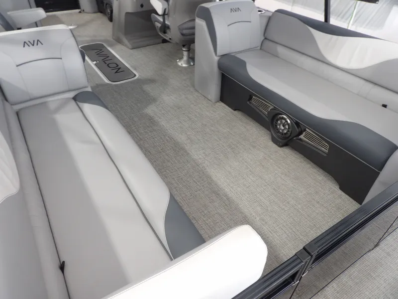 Slide: The Image of Avalon VNT85 QL23T 2025 - 20